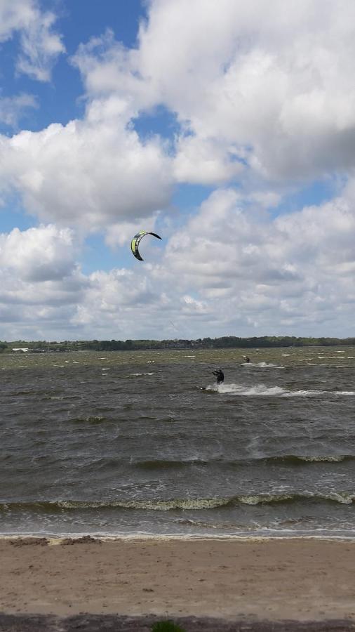 Direkter Blick Auf'S Wasser Fahrdorf  Bagian luar foto